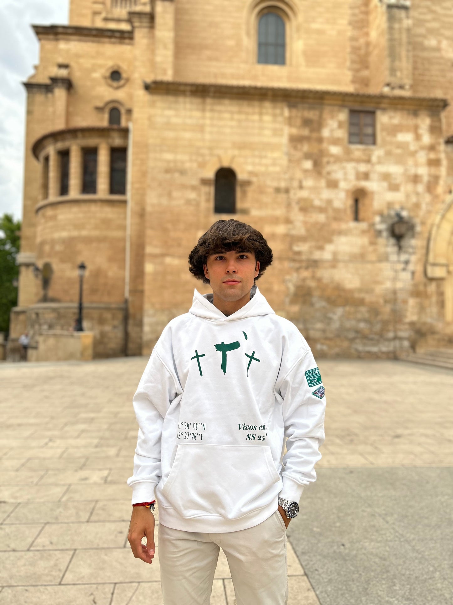 JUBILEO IS COMING HOODIE