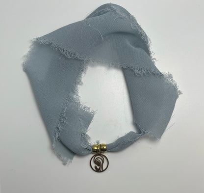 Pulsera/Choker azul grisáceo